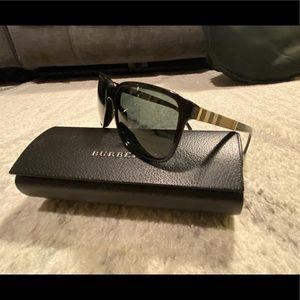 Burberry Sunglasses (BE4181)